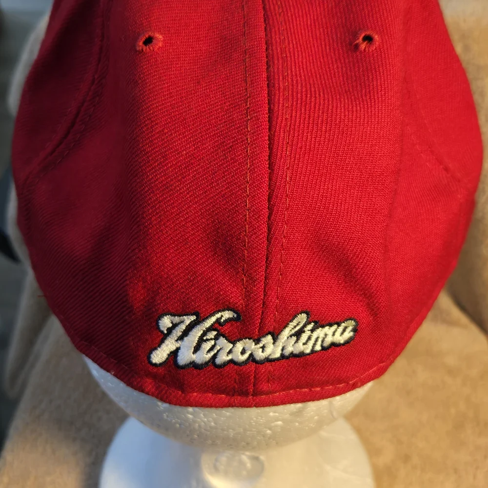 Cincinnati Reds Red MLB Fitted Baseball Cap - Picture 6 of 7